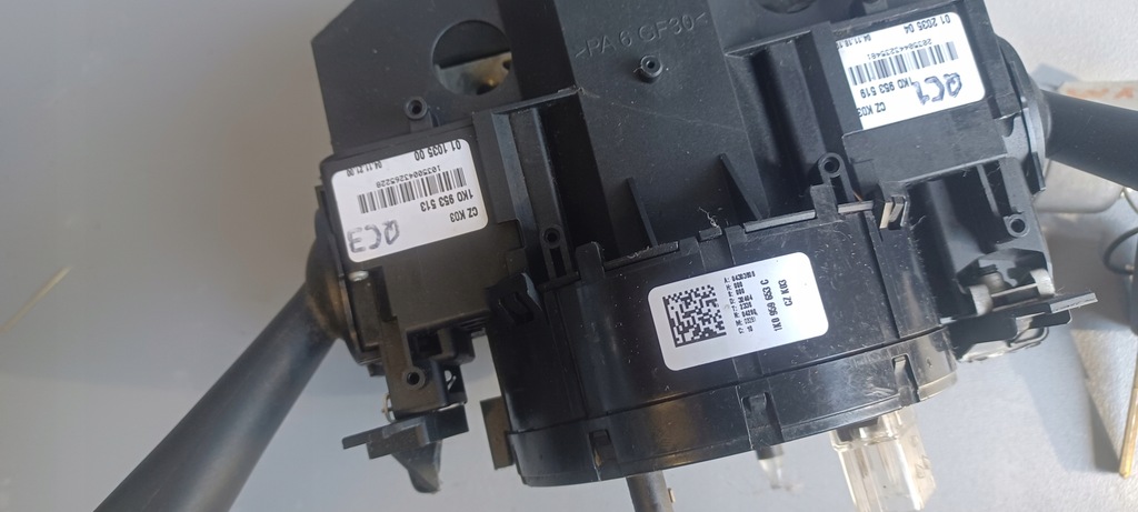 фото №10, Переключатель комбинированный подрулевой переключатель vw golf 5 v plus 05r