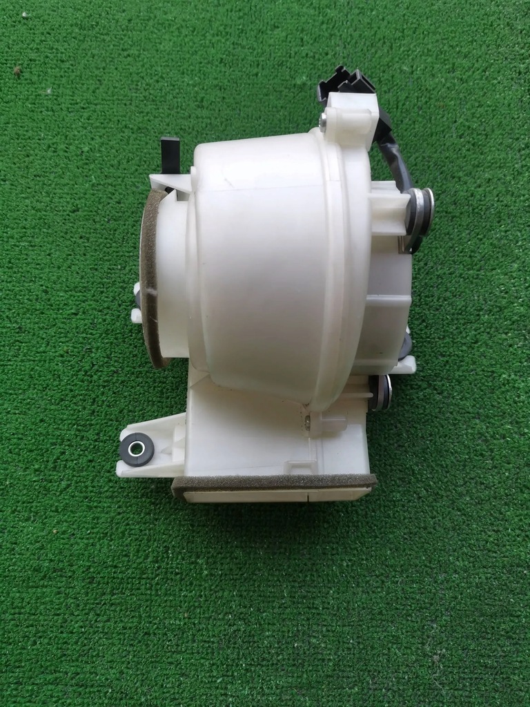 фото №3, Вентилятор аккумулятора g9230-48070 rav 4 iv