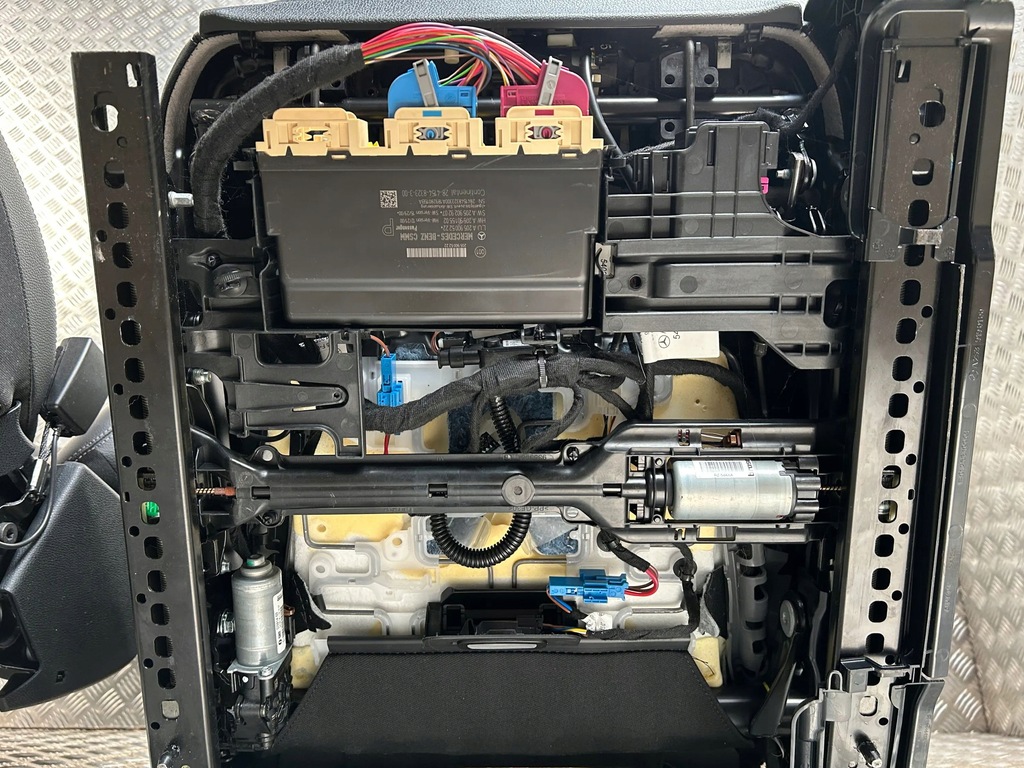 фото №6, Mercedes-benz glc x253 c253 2018 сидіння / заднє сидіння / комплект