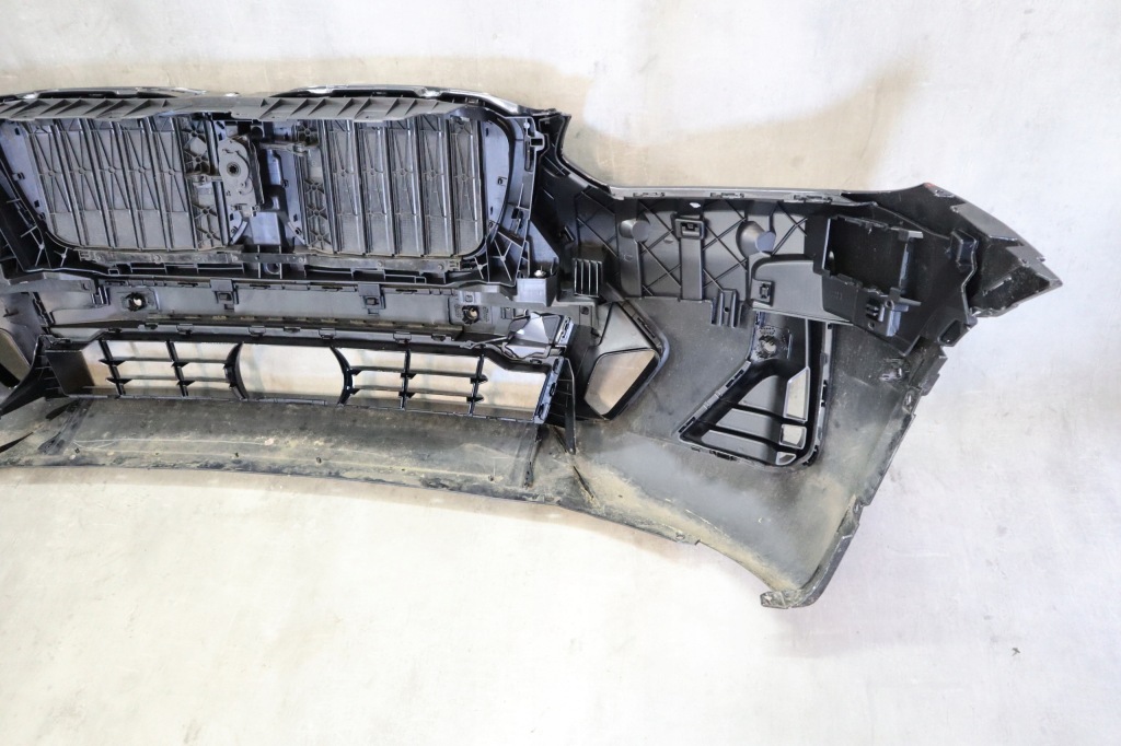 Бампер bmw x3 g01 x4 g02 m набор lci рестайлинг  на park assist решётка на радар Оригинал