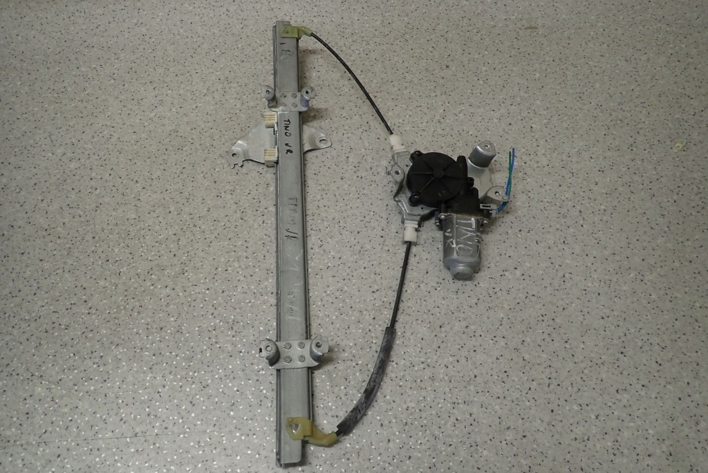 фото №1, Nissan almera tino 00-06 подъемник el стекло правый