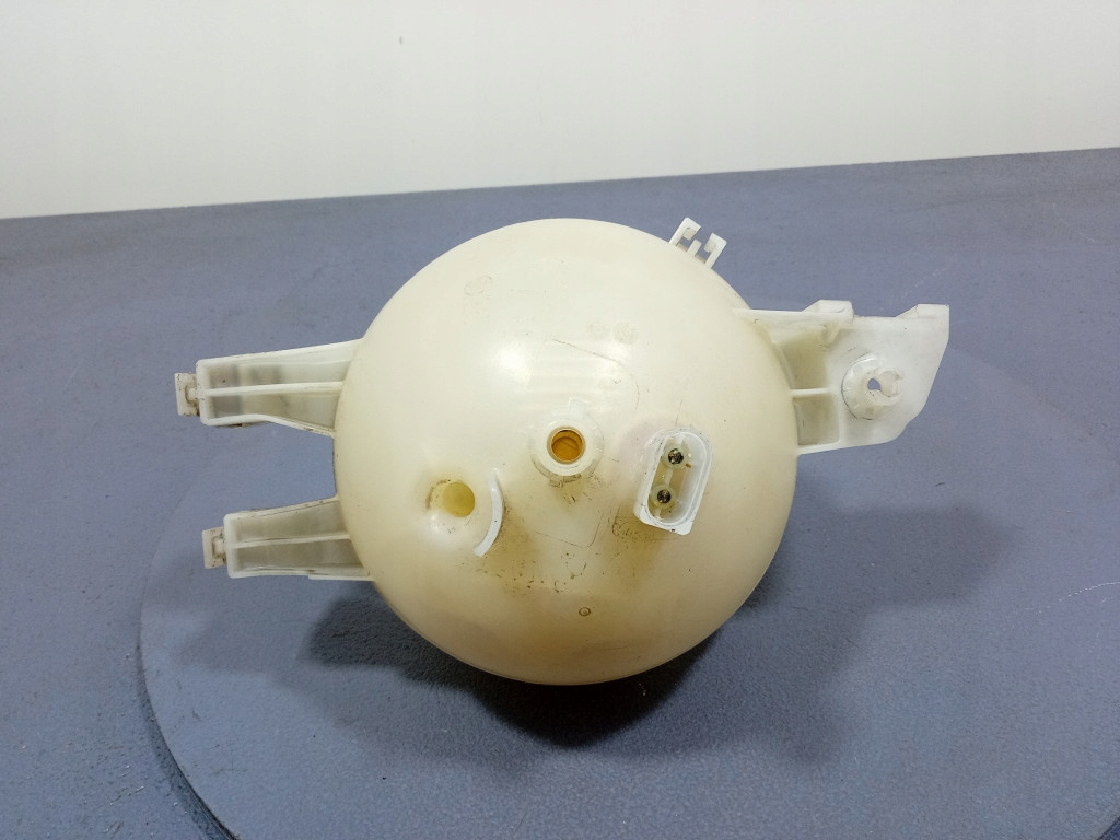 Bmw x4 f98 f97 g02 g01 бачок расширительный 8742660 Недорого