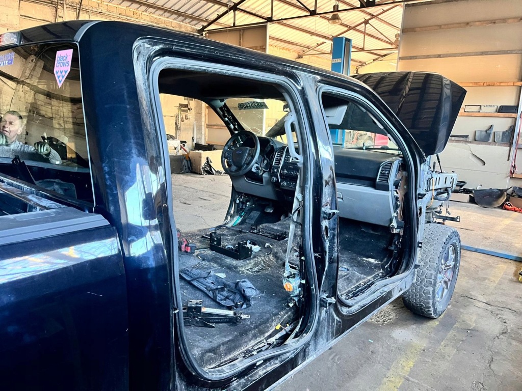 фото №1, F0rd f-150 2015-2020 поріг блок двигуна abc чверть правий