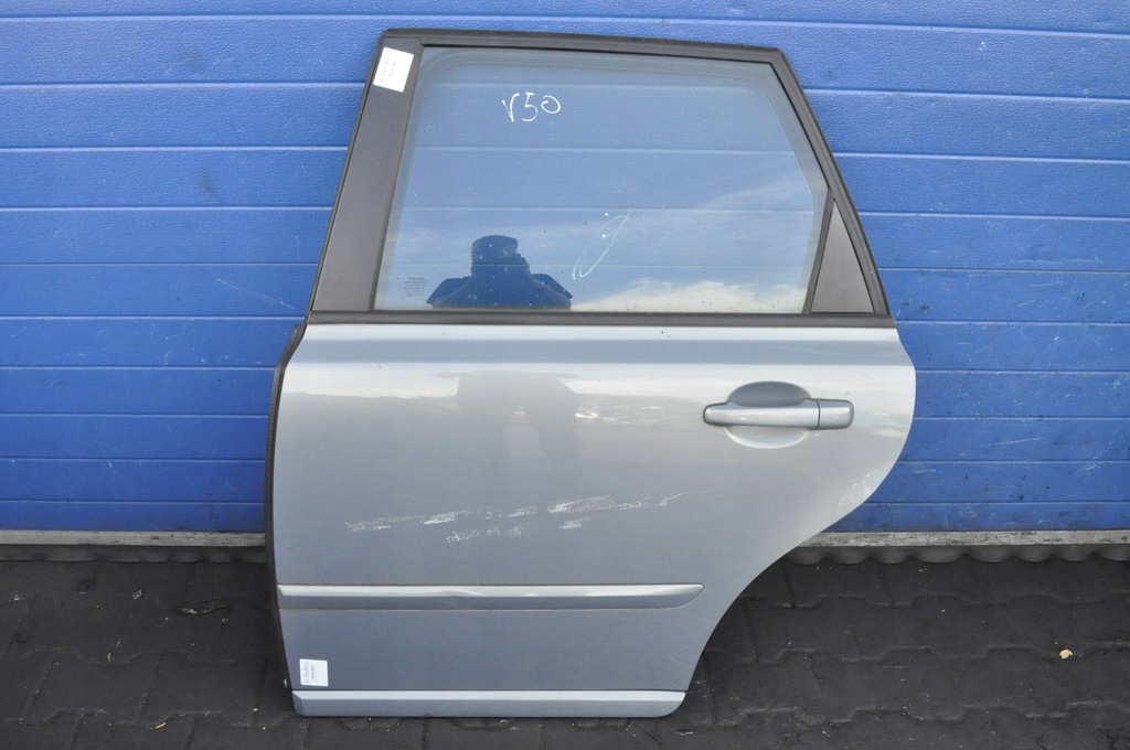 фото №1, Volvo v50 двері лівий задня задні kpl