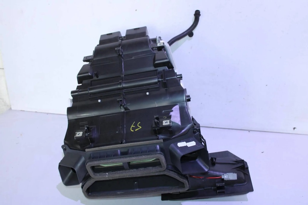 фото №1, Обігрівач nissan ariya