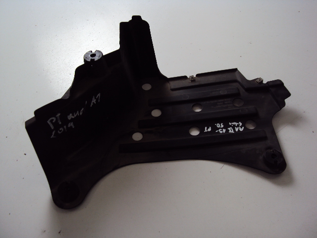 фото №1, Защита подвеска правый задняя audi a1 ii 82a 18-