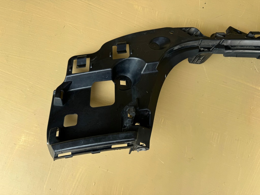 фото №11, Bmw 5 v f11 10-17r kombi направляющая кронштейн бампера задняя задние 51127207109