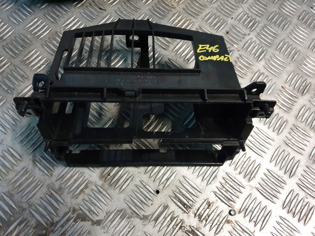 фото №1, Рамка каркас радіо bmw e46 compact 8196112