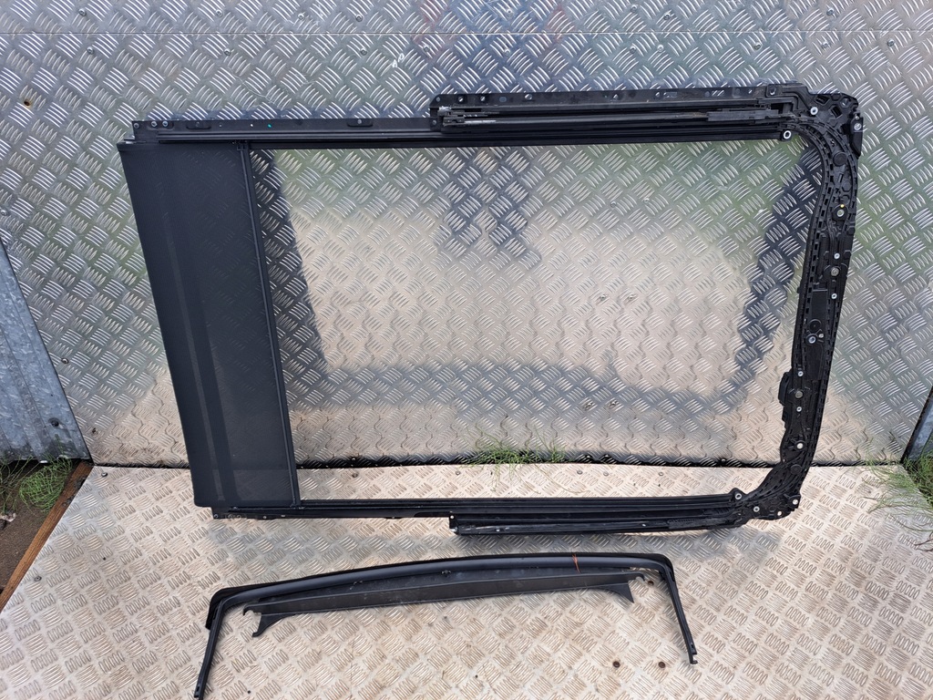 фото №5, Ford focus mk4 хэтчбек шторка жалюзи панорамы