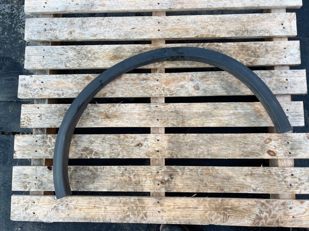 Купить Alfa romeo stelvio молдинг левая задняя задний  50549702