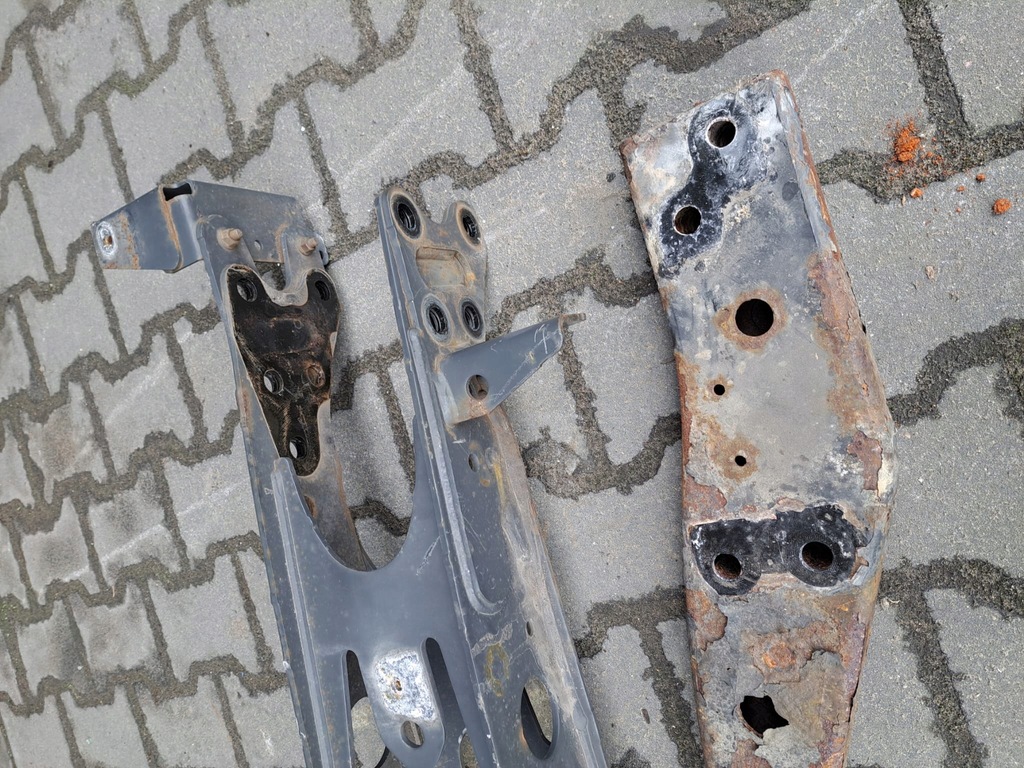 фото №4, Передняя балка pod бампер mercedes actros mp4