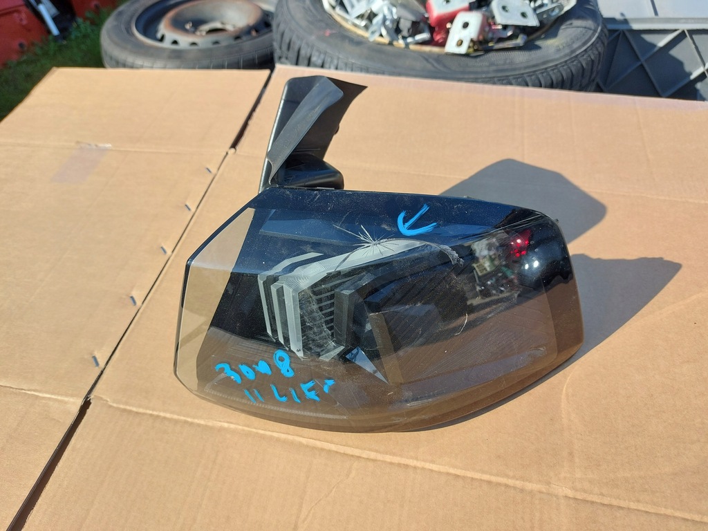 фото №1, Лампа задня права peugeot 3008 ii lift w крила