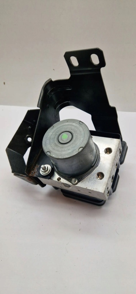 фото №1, Насос abs maserati ghibli 6701037380