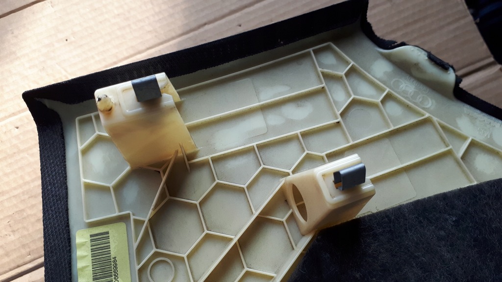 фото №12, S4 b8 a4 защита стойка потолочный sline правый задняя sedan