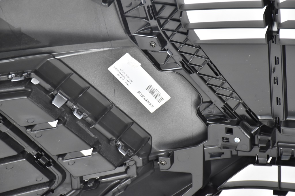 Купити Audi q3 2018- 83a 83f s-line бампер передній