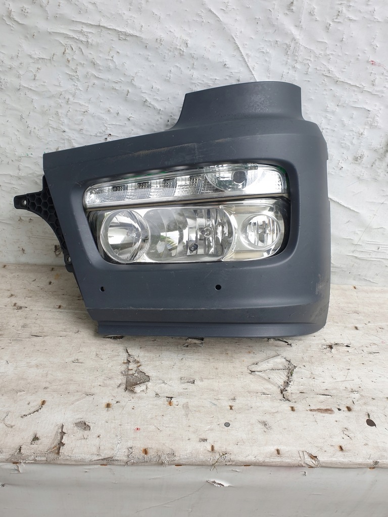 фото №1, Панель фары mercedes atego