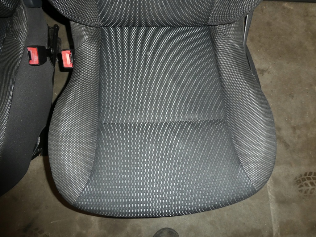 фото №6, Комплект сидінь renault clio iii 3d