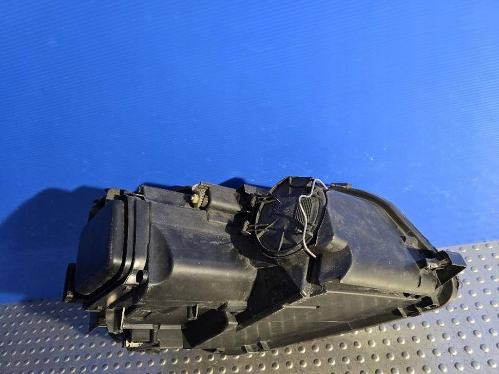 фото №12, Audi a3 s3 04- 8p0941003k обычная лампа передняя перед левая