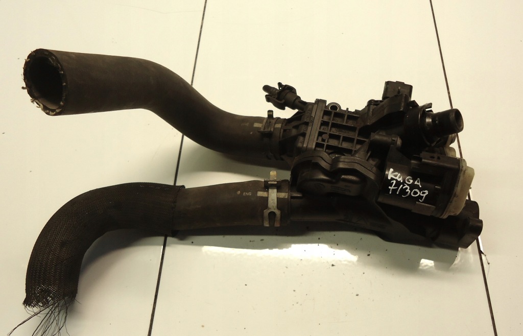 фото №1, Ford kuga mk1 2.0tdci корпус термостата 9804160380