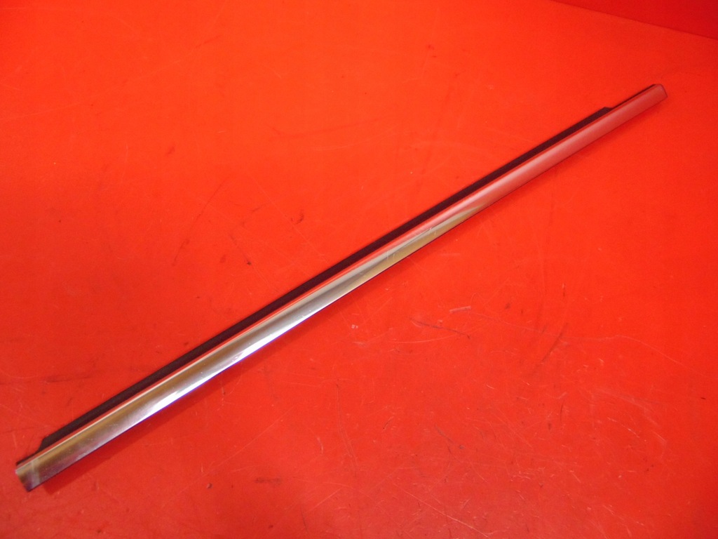 фото №1, Mercedes r-klasa w251 короткий молдинг ущільнювач parapet двері лівий перед