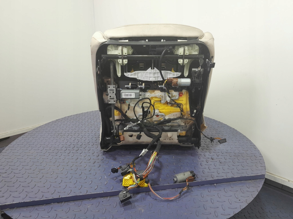 фото №10, Bmw 5 g30 сиденье водителя кожаный eu