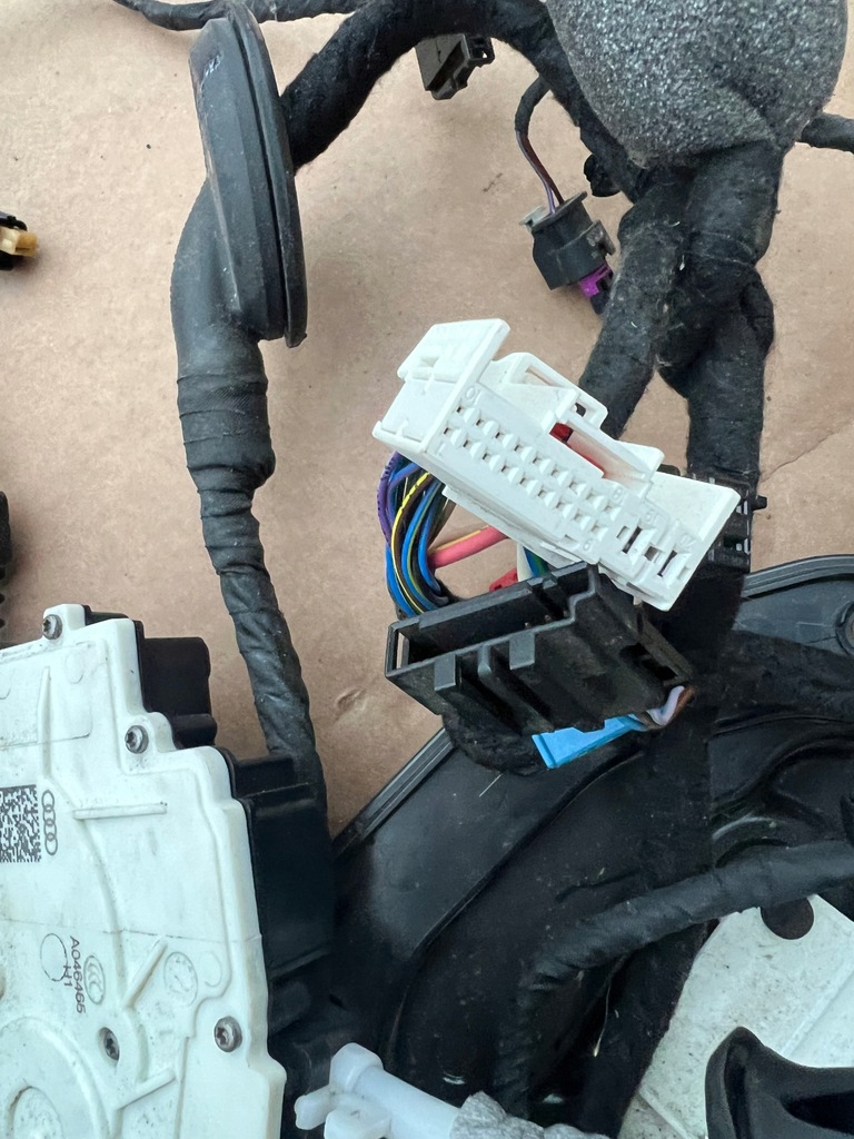 фото №8, Audi a8 s8 d5 4n доводчик дверь левая перед замок электропроводка комплект