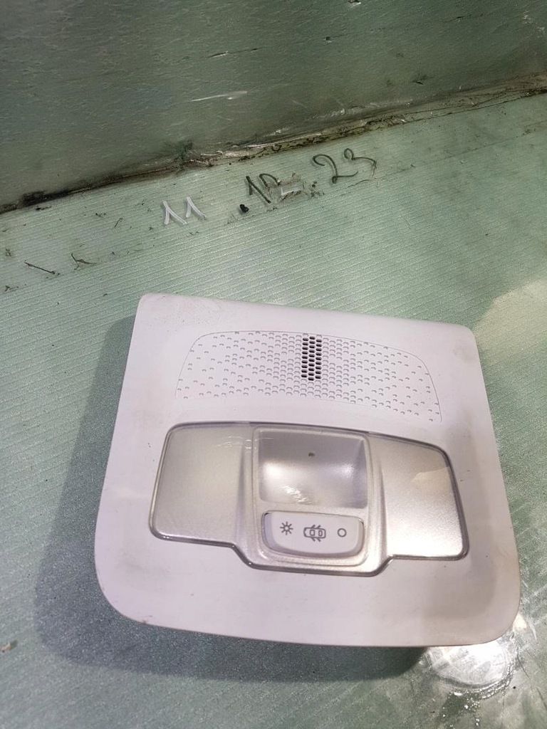 фото №1, Лампа стельовий peugeot 208 i