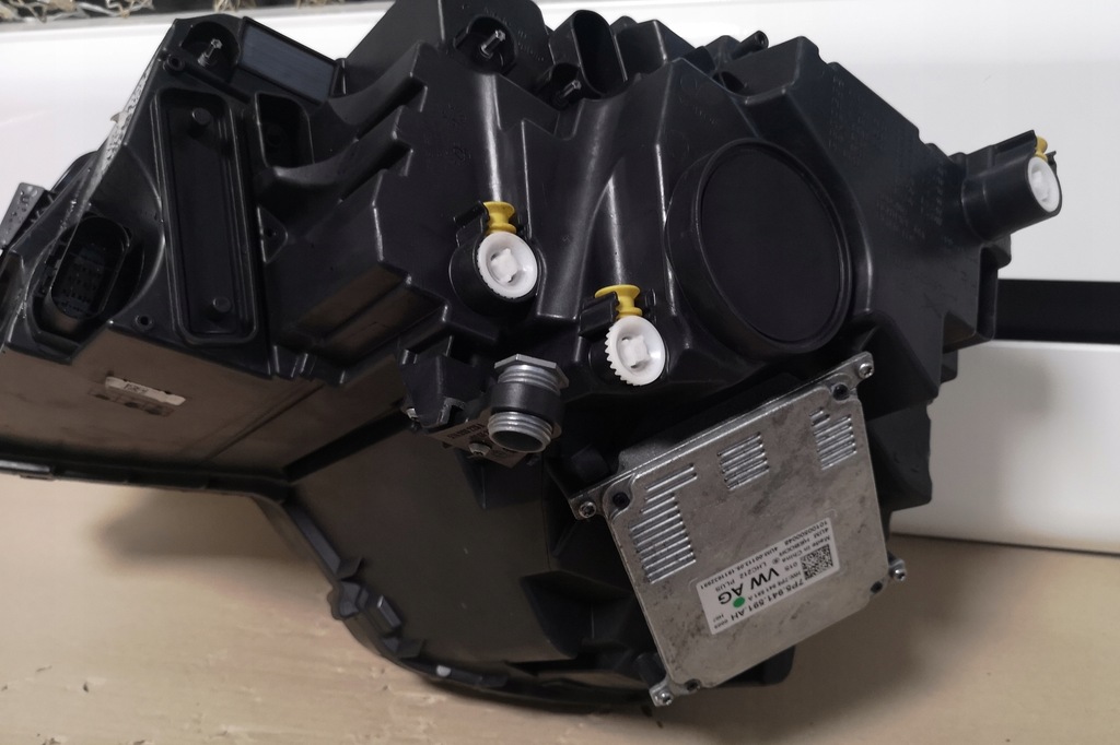 фото №7, Skoda karoq лампа правая перед full led 57b941016f