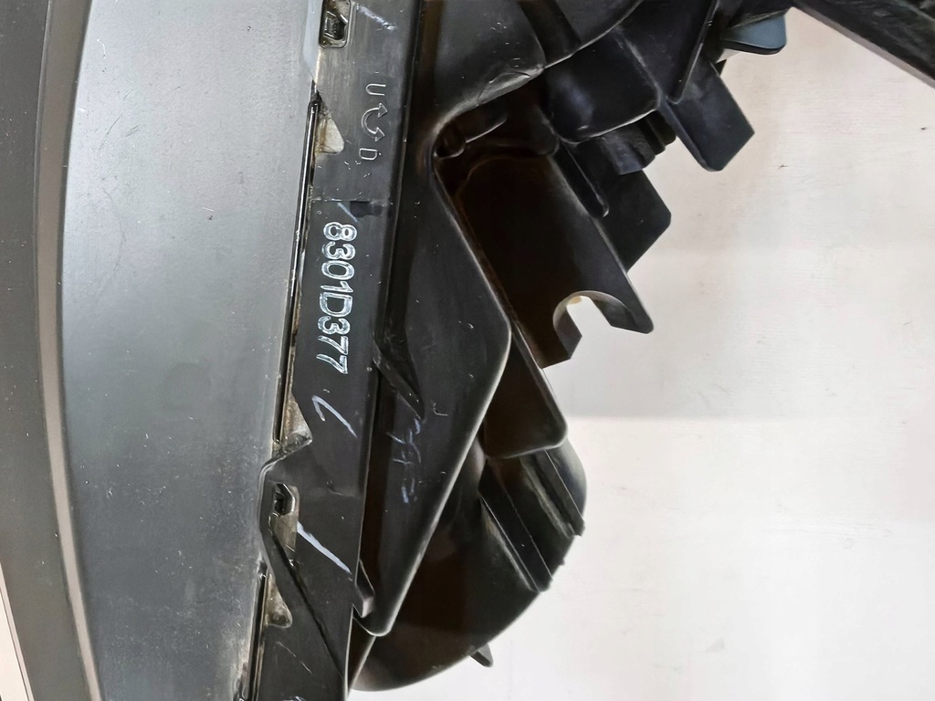 фото №14, Mitsubishi l200 od 19r - лампа левая линза cała polecam