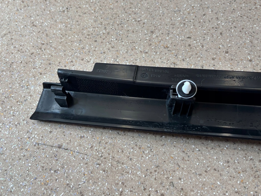 Element оздоблення стійка ліва сторона bmw x5 g05 7484114 Доставка