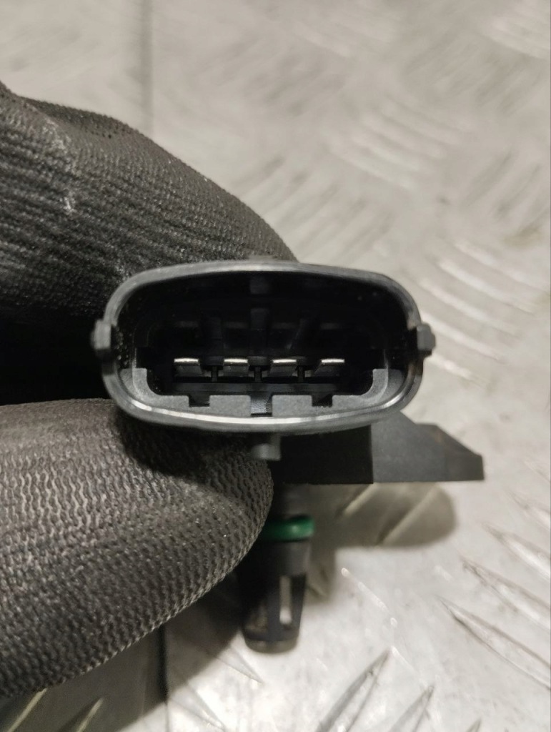 Maserati ghibli 2015 расходомер массовый воздуха maf 0281008028 в Украине