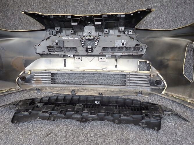 фото №14, Toyota yaris iv cross 20- бампер передний перед