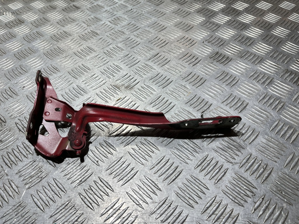 Купить Петля капота правый  honda civic x 17- 1.0 i-vtec