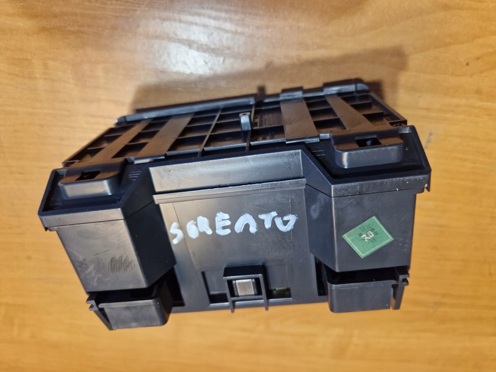 фото №5, Kia sorento i кронштейн na чашки cupholde 84655-3e000