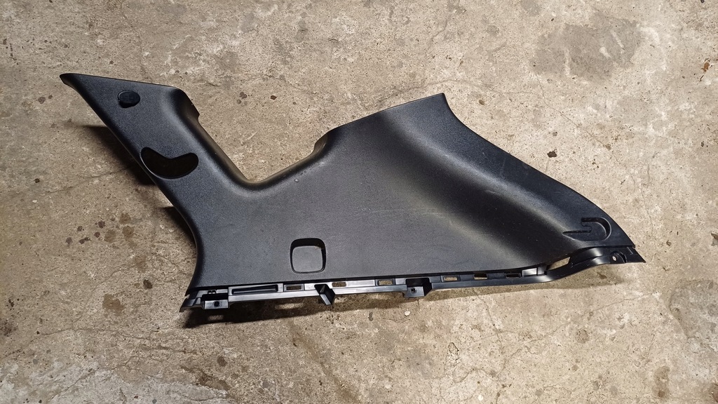 фото №1, Hyundai ix35 захист стійка права задня задня обшивка