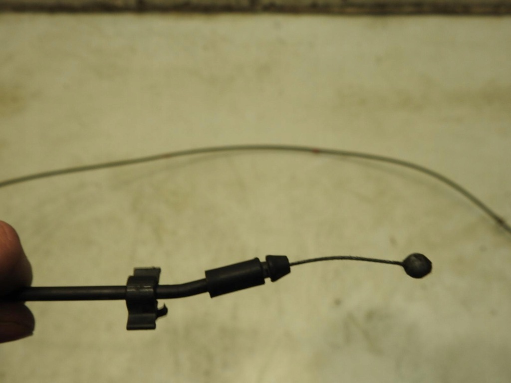 фото №4, Ручка трос капот lexus is ii