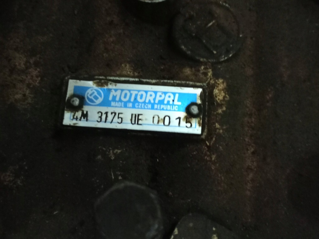 Насос впрыскная daewoo lublin 2 2.4d 4m3175ue 0015 Недорого