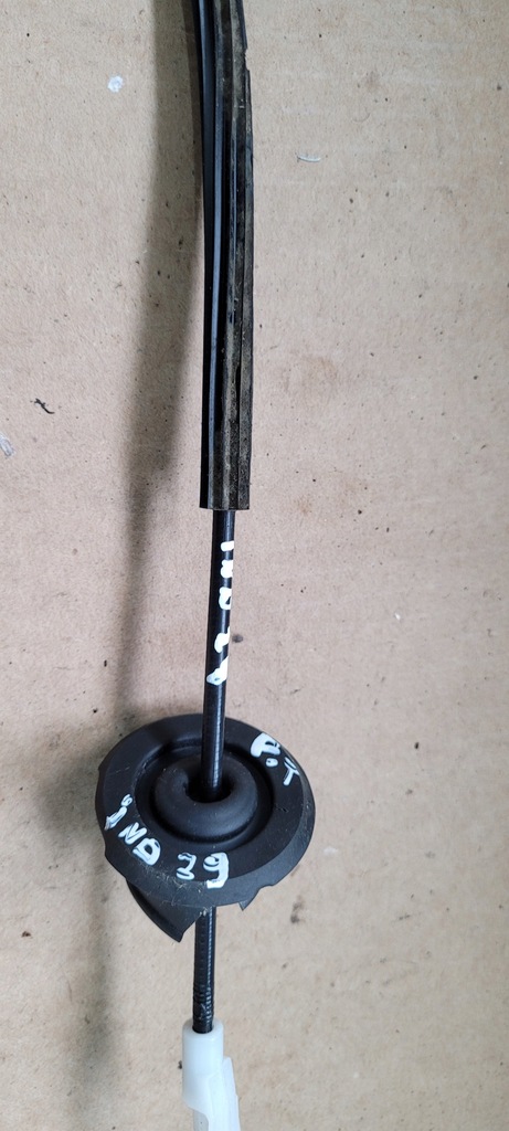 фото №5, A4 b8 s4 трос тягa замка правий лівий задня