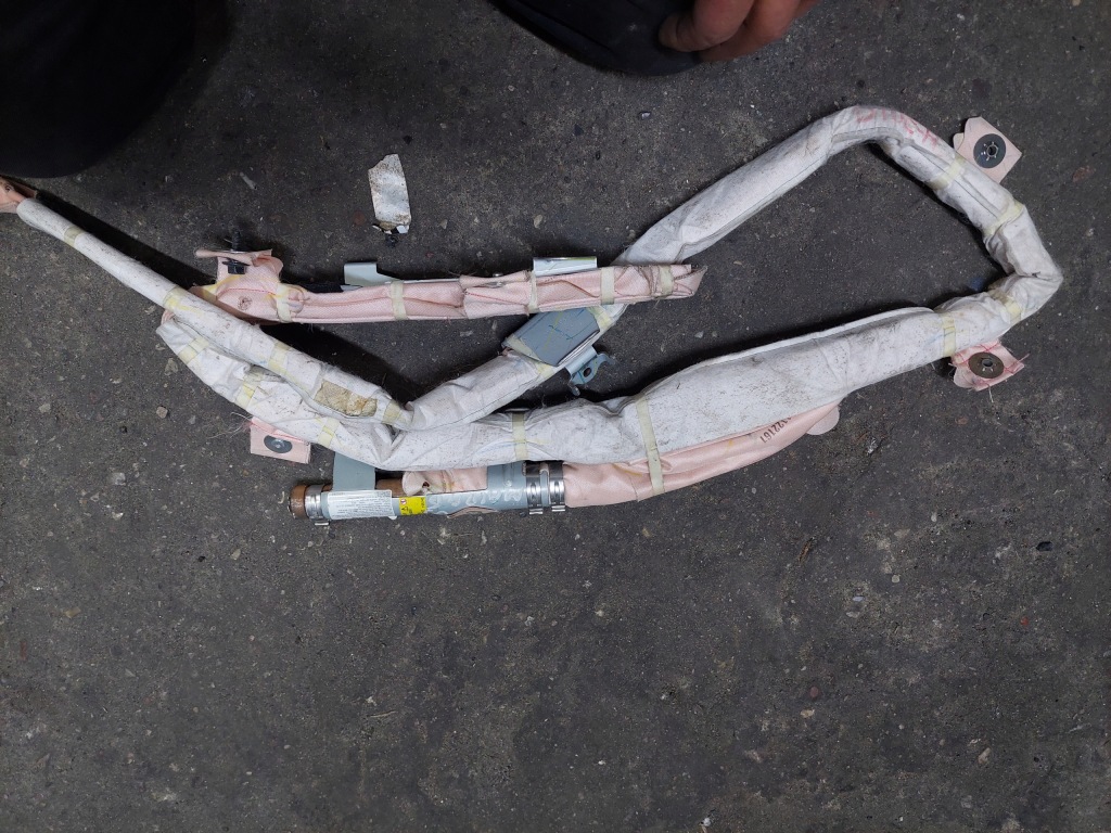 фото №1, Шторка безопасности левая mazda 6 vi gj lift