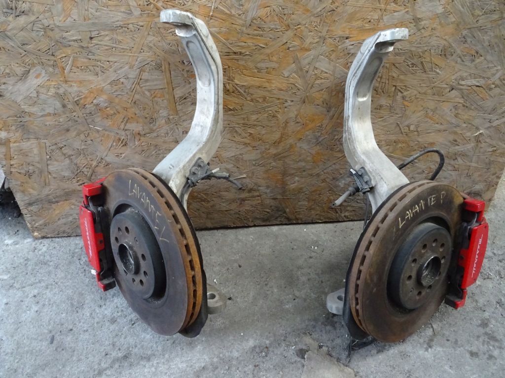 фото №1, Maserati levante поворотный кулак ступица левая правая 3,0