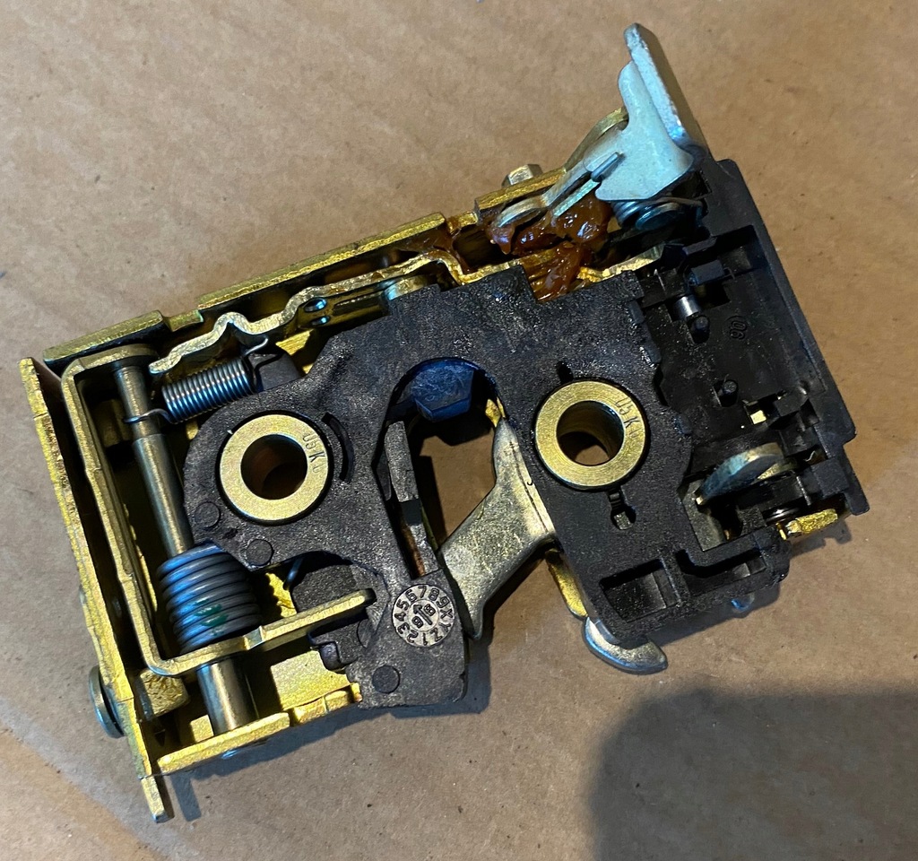 фото №9, Vw passat b3 b4 замок дверь 357839016d