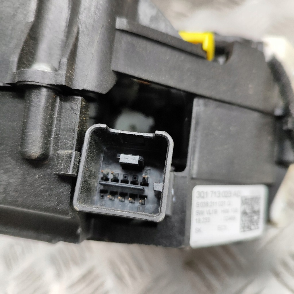 фото №8, Skoda superb b8 3v 2019 домкрат перемикання передач / верхній