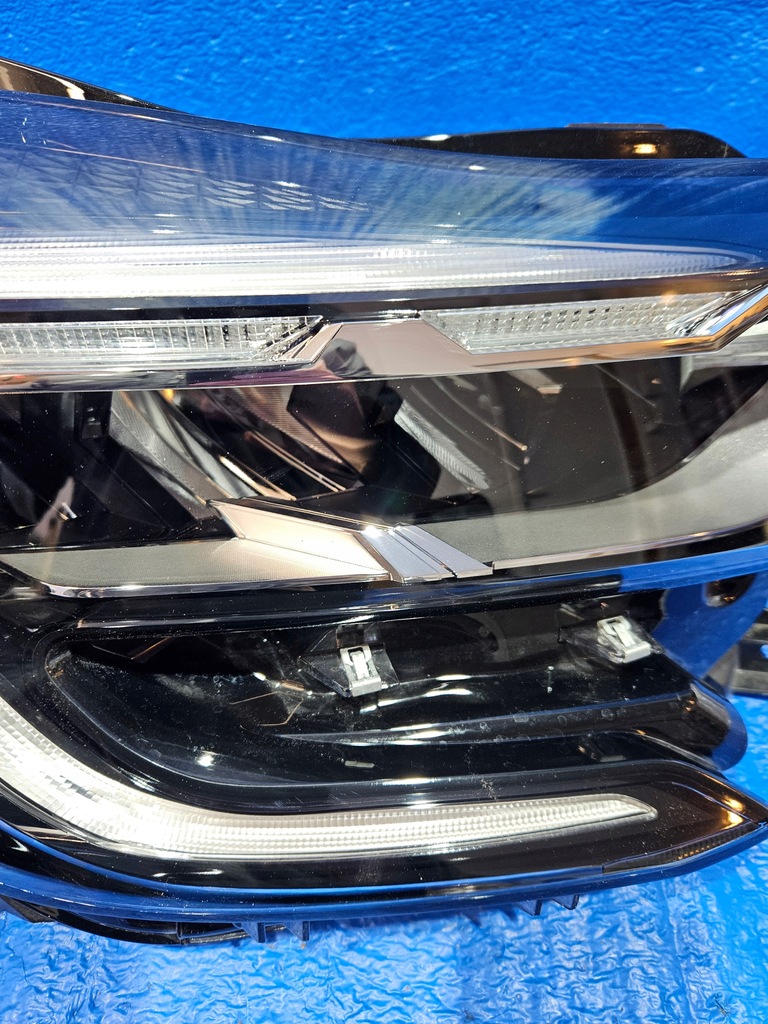 фото №7, Renault captur ii лампа передняя правая full led 260104900r