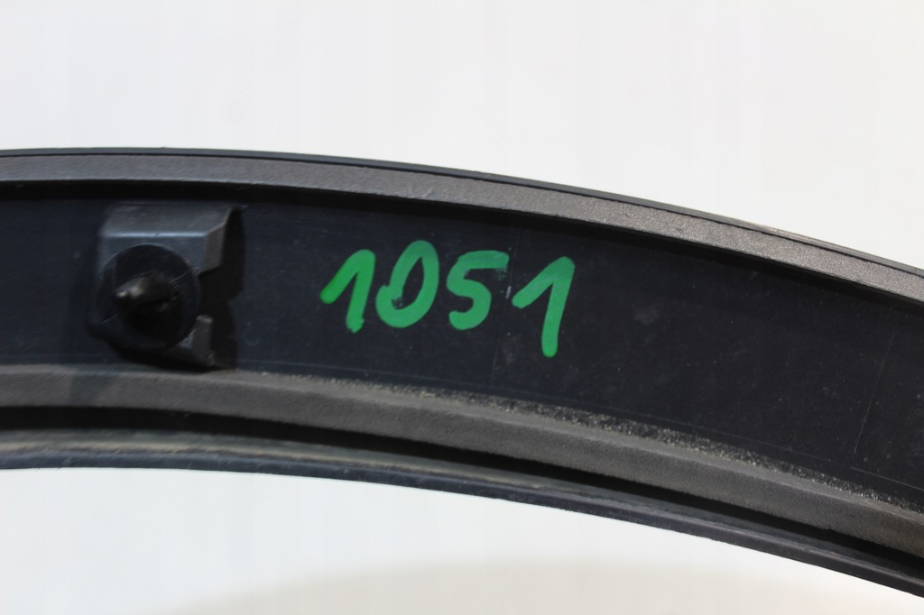 фото №6, Молдинг na крила правий перед audi q3 83a strukturalna cała 83a853718