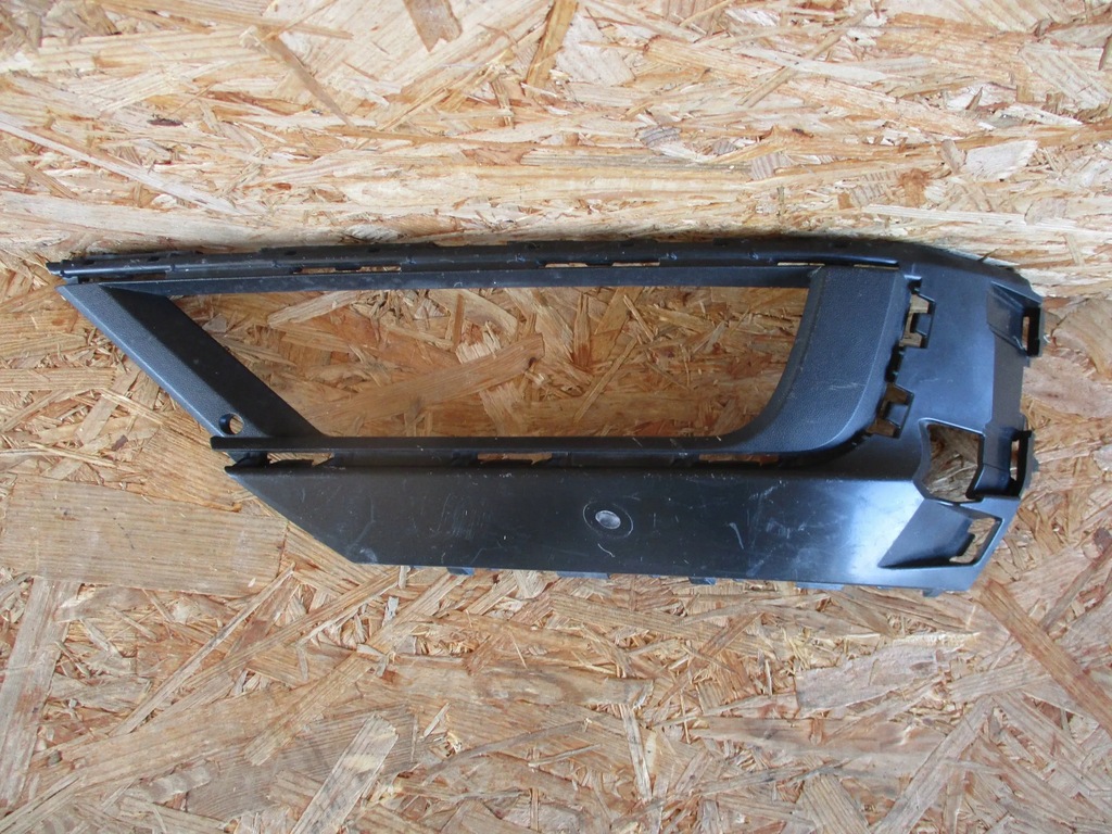 фото №1, Решітка протитуманної фари ліва vw t-roc 2ga