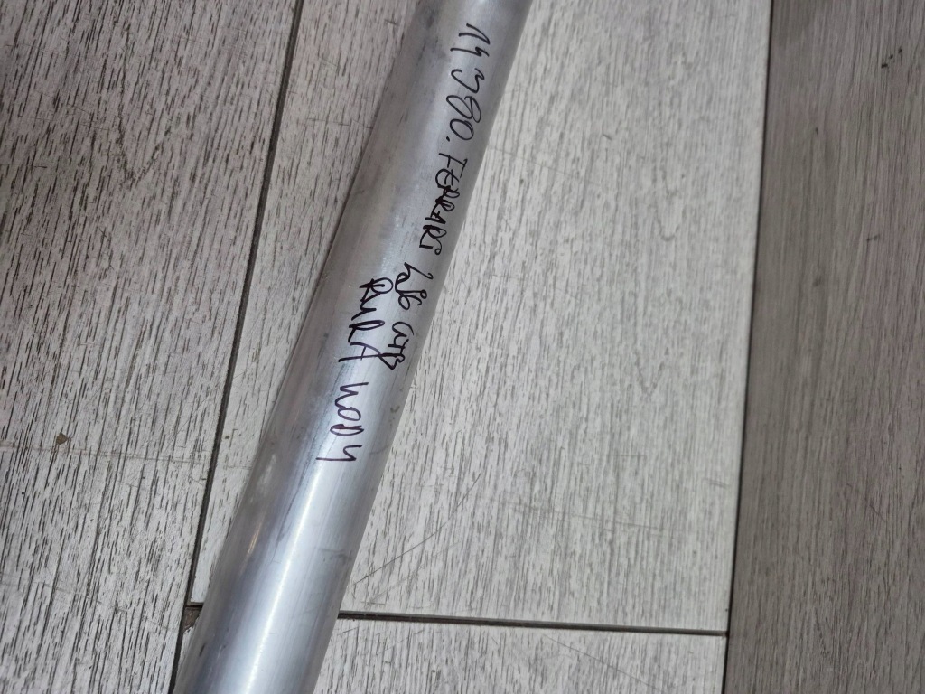 14380. ferrari 296 gtb труба шланг води 000979556 Недорого