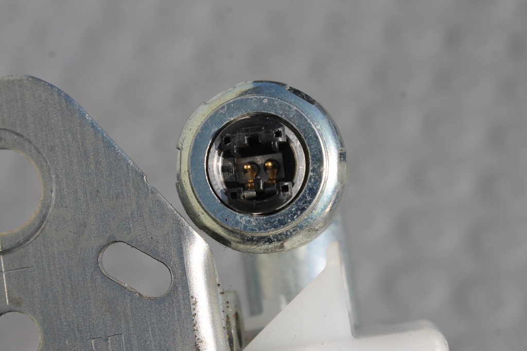 фото №7, Pas безопасности левый перед toyota prius iii lift 12-15