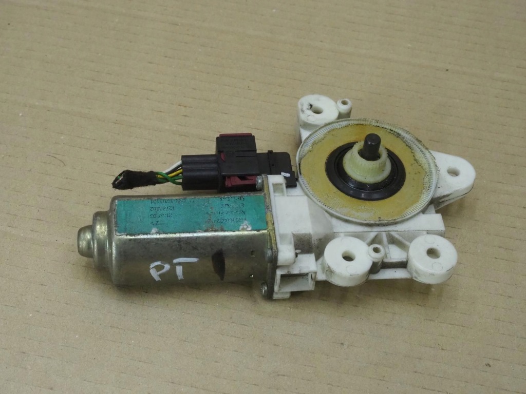 Моторчик стекло правая  задний saab 9-3 93 2 2004r 6pin Цена