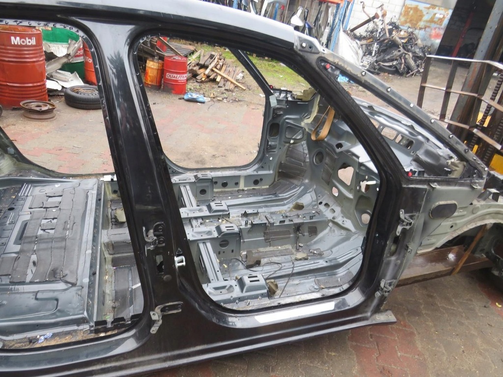 фото №1, Порог блок двигателя правый bok zafira c