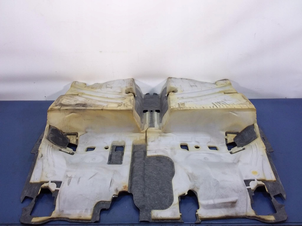 фото №4, Mercedes b w246 обшивка пол задняя a2466800141